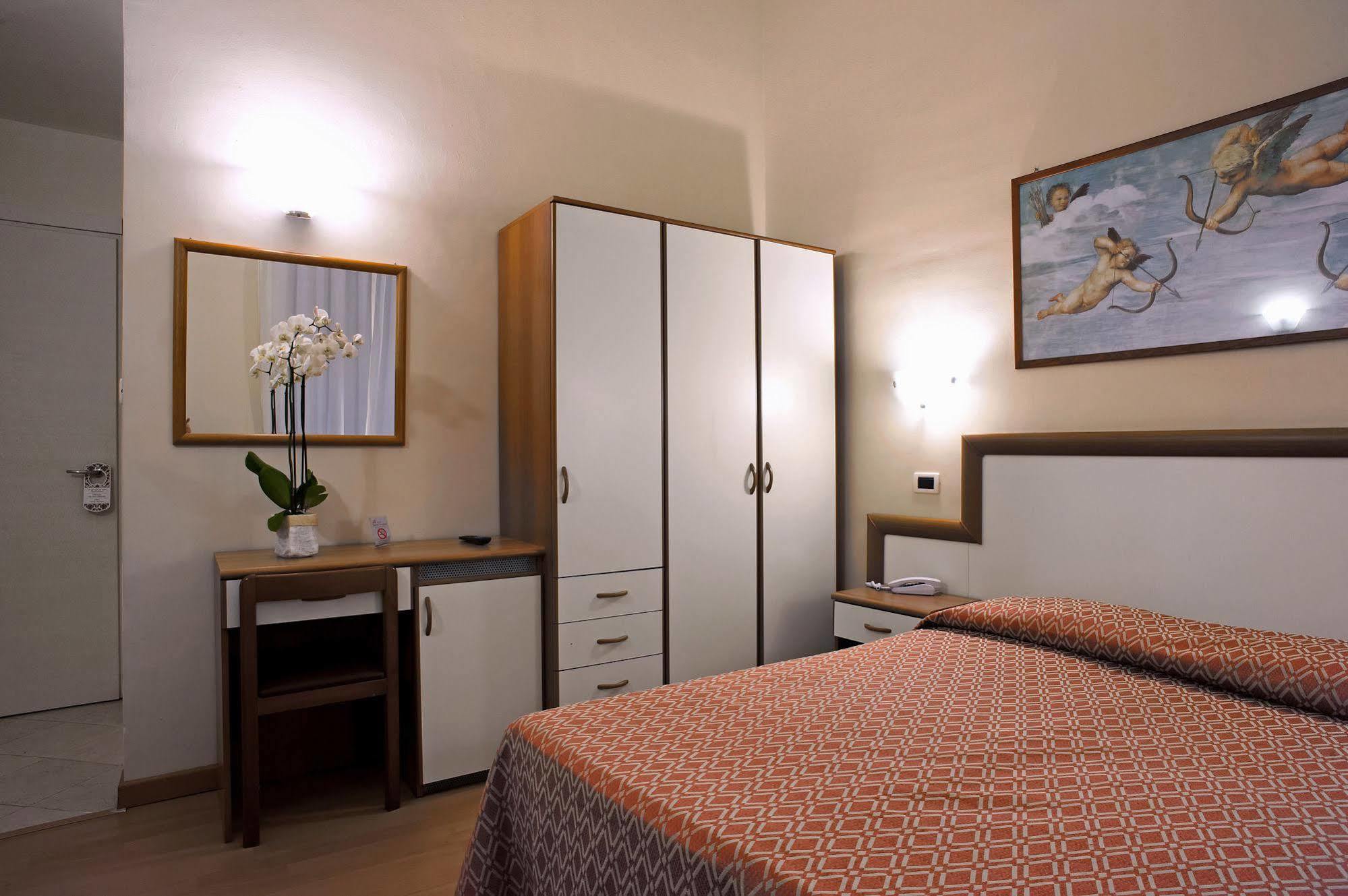 Hotel Cortese Санремо Экстерьер фото