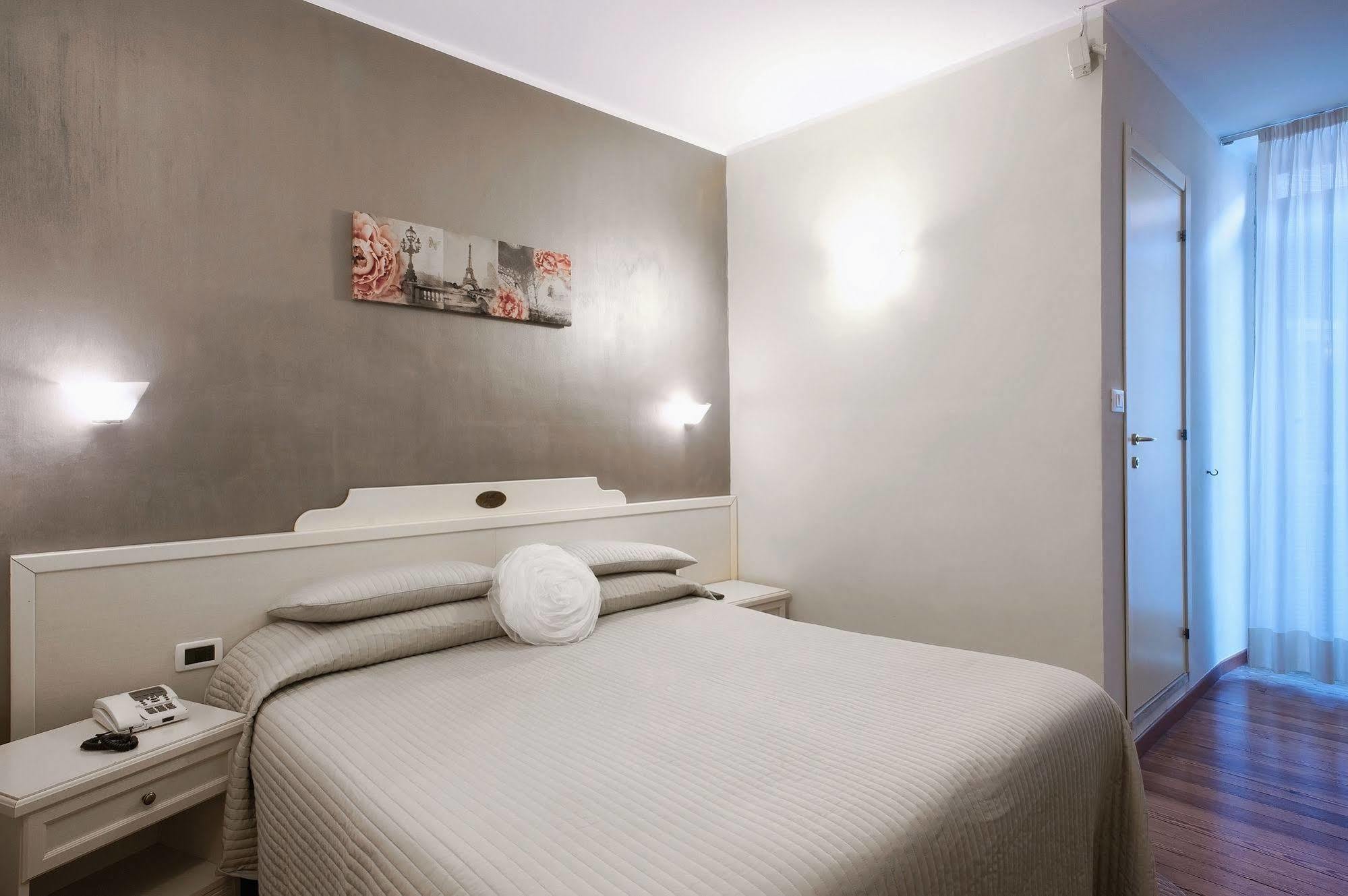 Hotel Cortese Санремо Экстерьер фото
