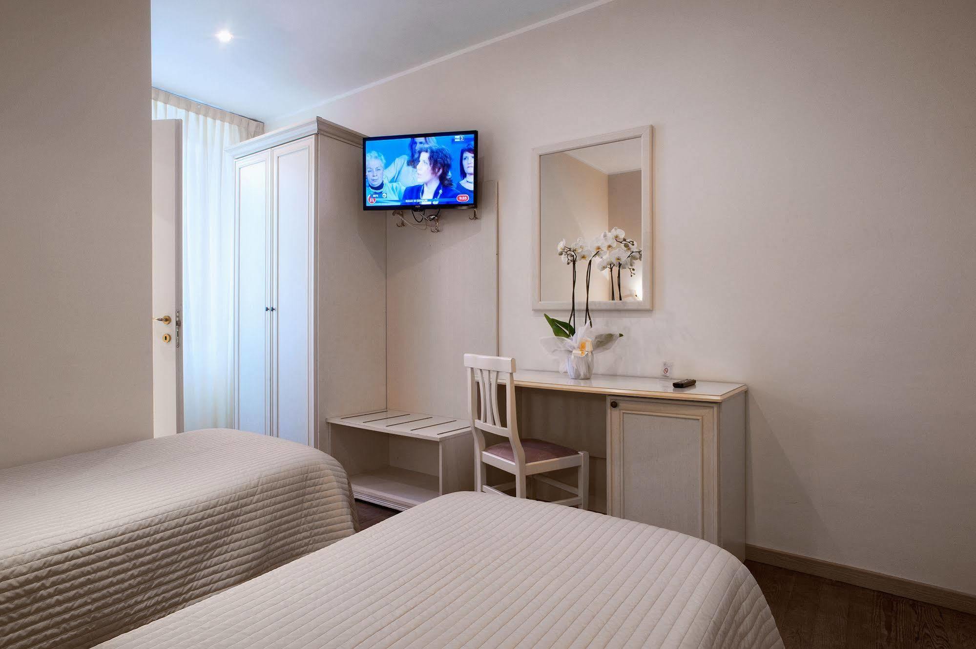 Hotel Cortese Санремо Экстерьер фото