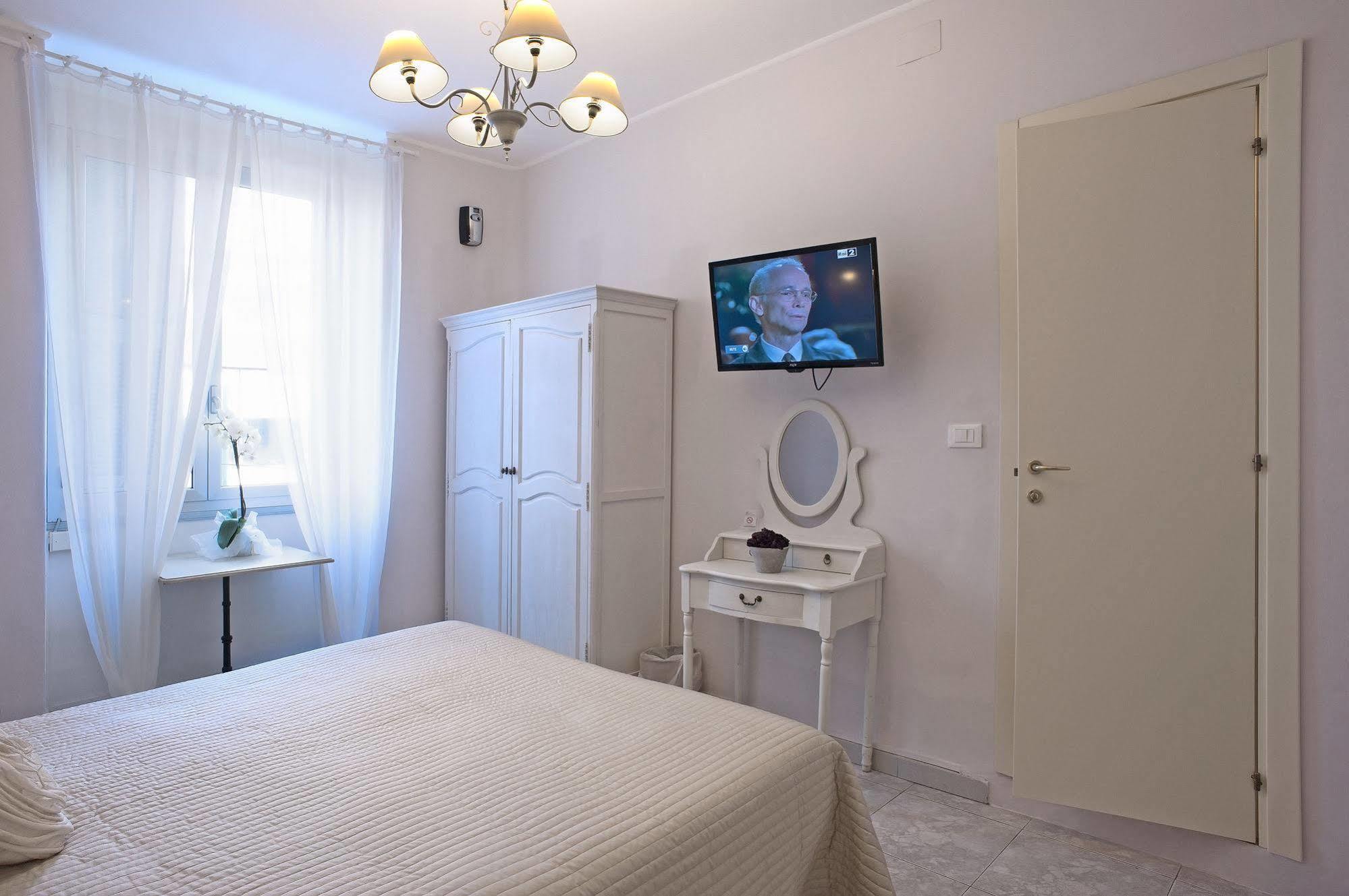 Hotel Cortese Санремо Экстерьер фото